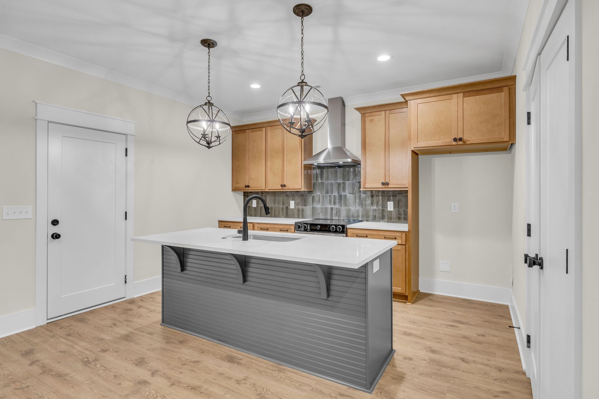 2028 Grace Johns Cir