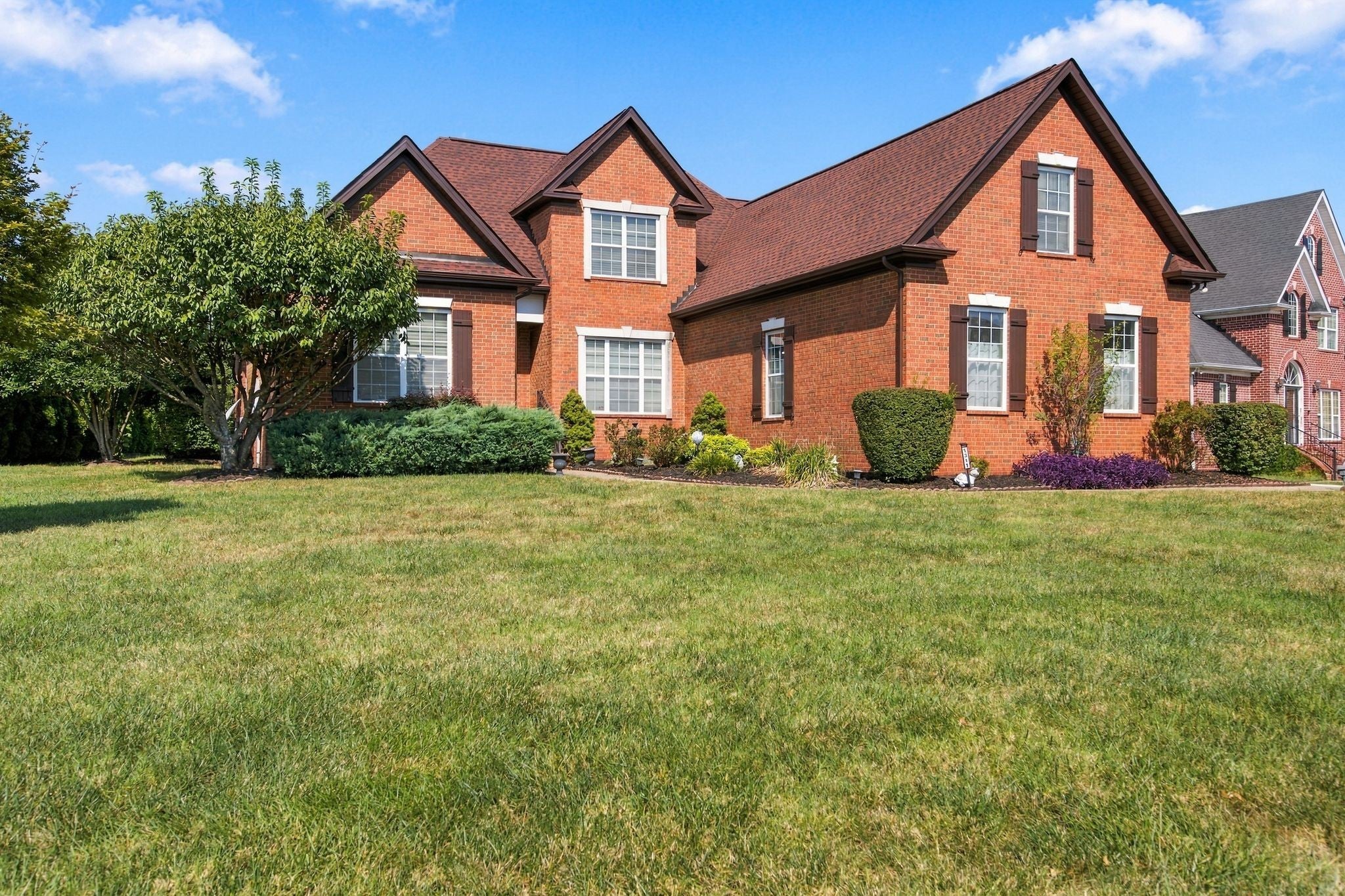 1311 Heather Pl