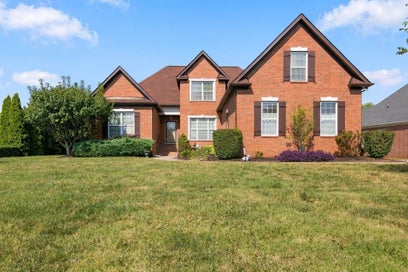 1311 Heather Pl Murfreesboro TN 37128