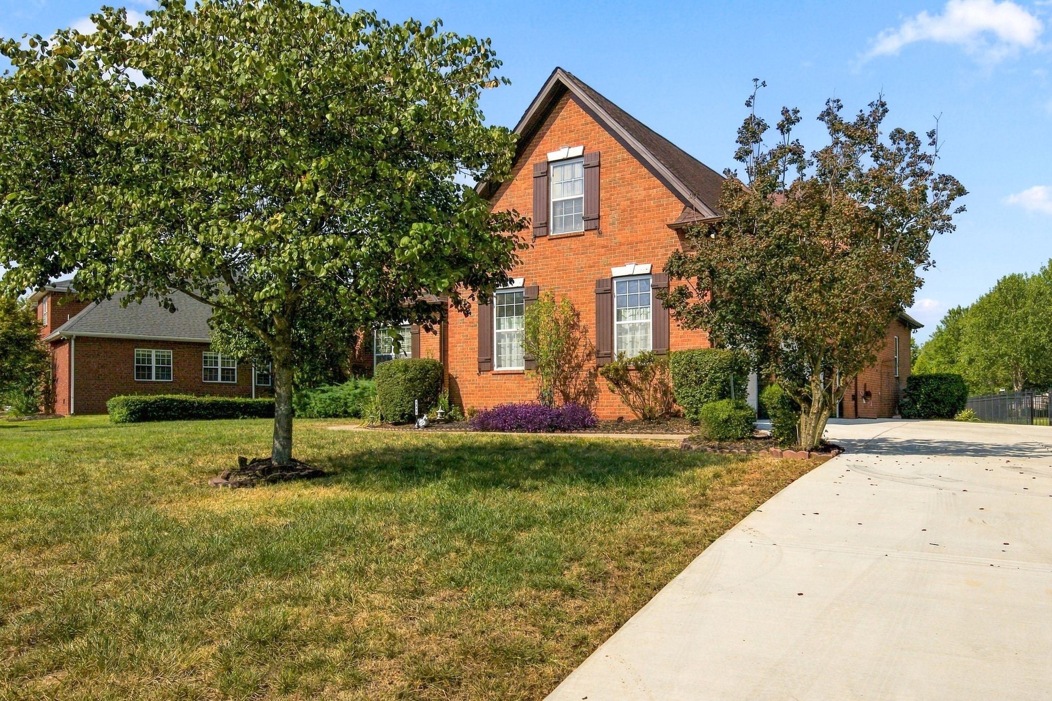 1311 Heather Pl