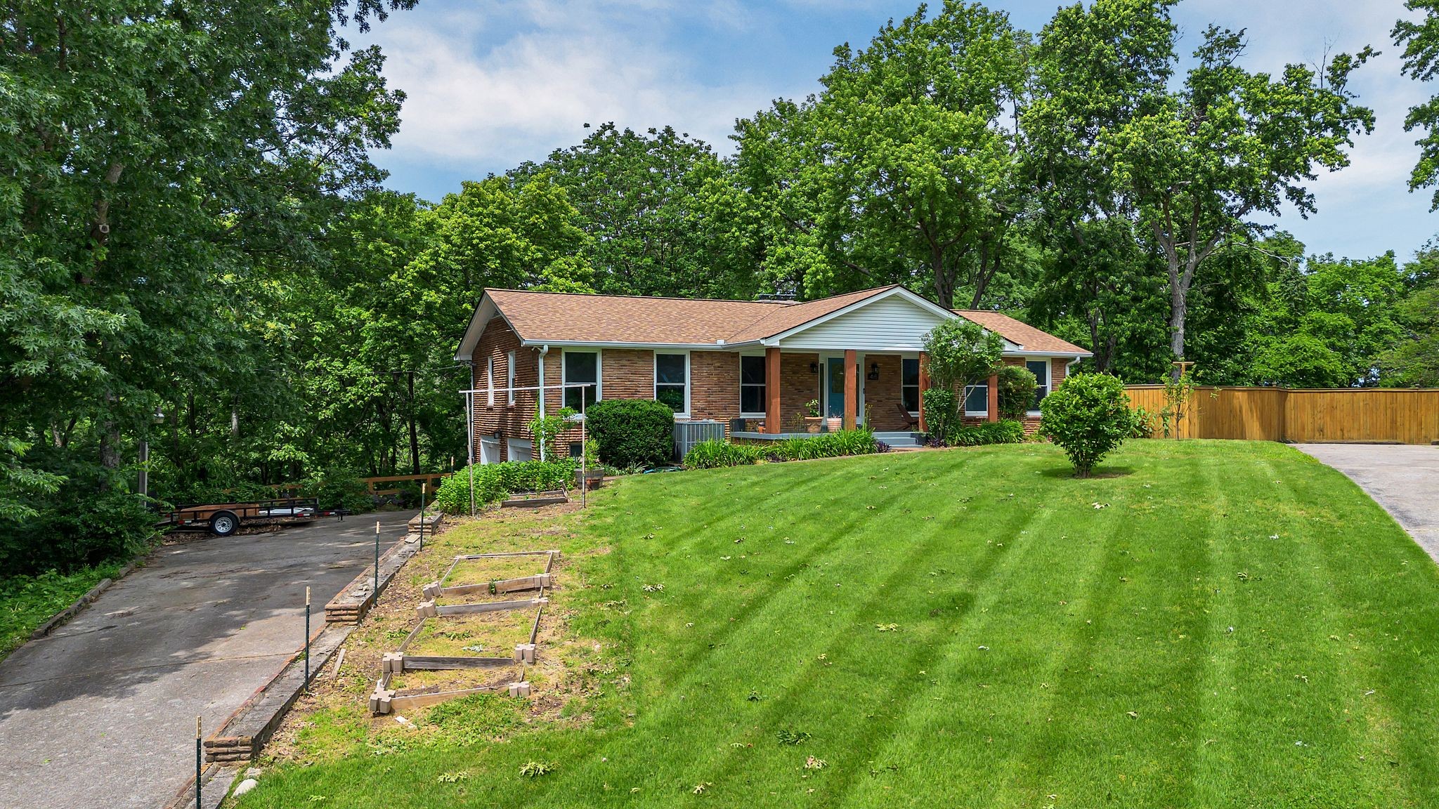 415 Isaac Dr