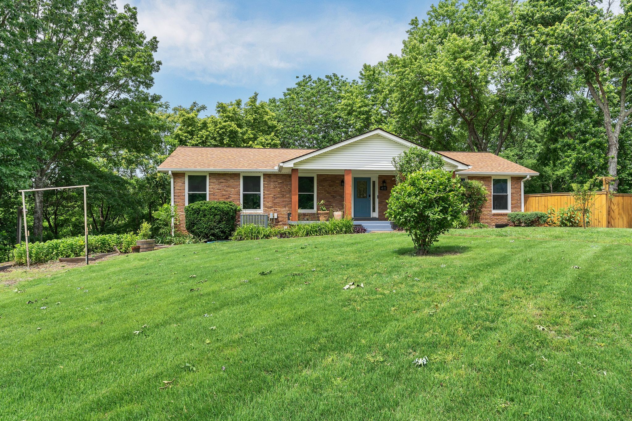 415 Isaac Dr