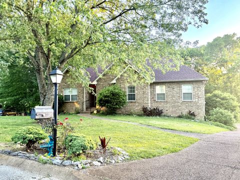1308 Mallard Dr Spring Hill TN 37174