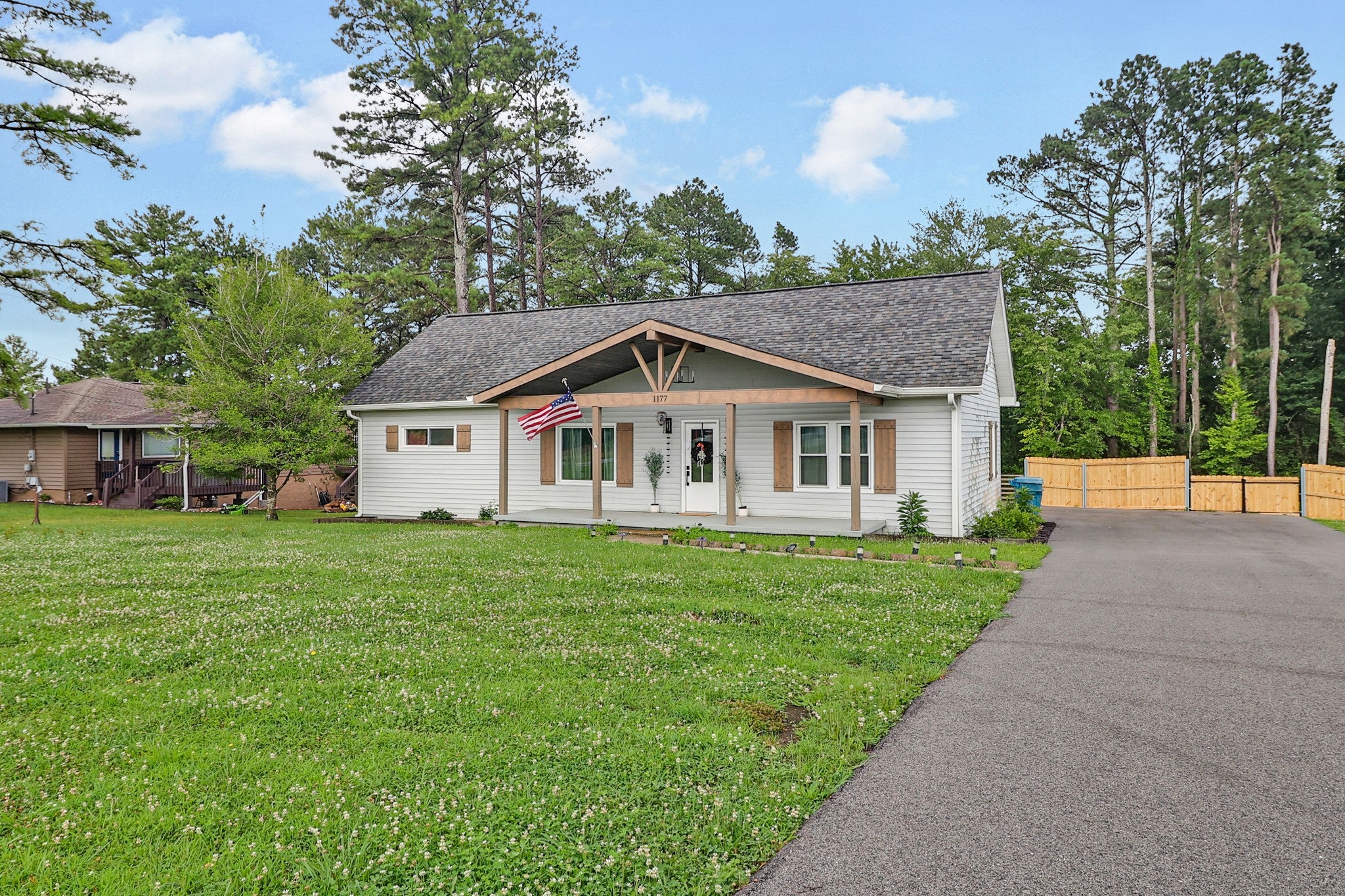 1177 Sparta Hwy
