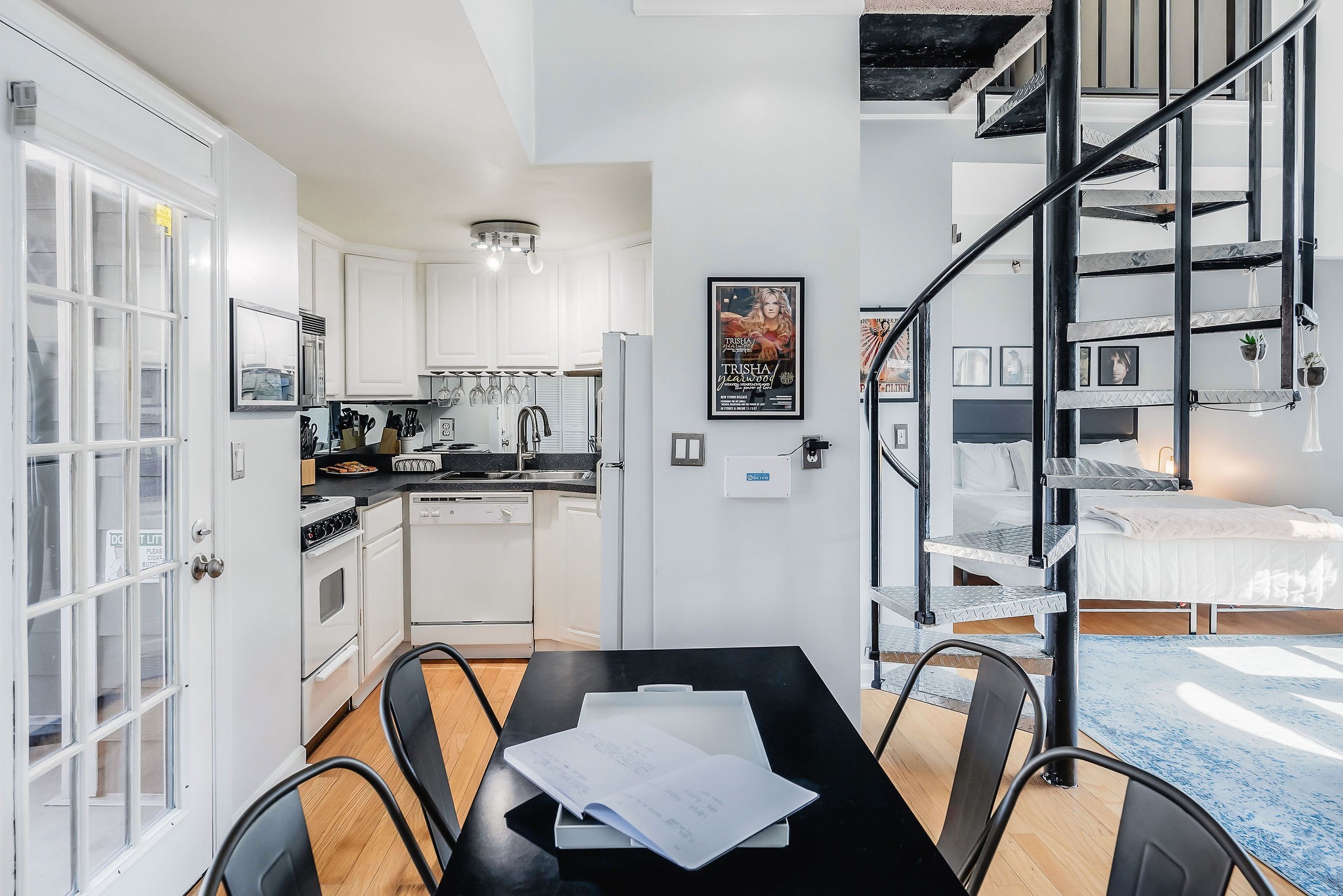 602 President Ronald Reagan Way