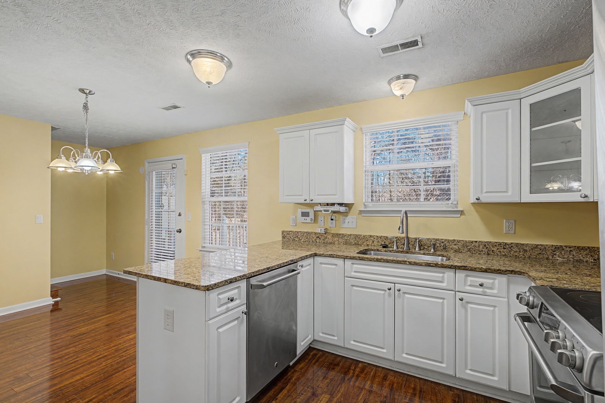 3001 Hamilton Church Rd 112