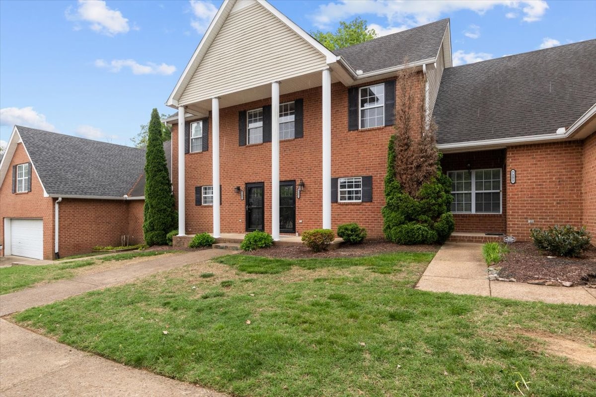 7203 Rosemary Ct