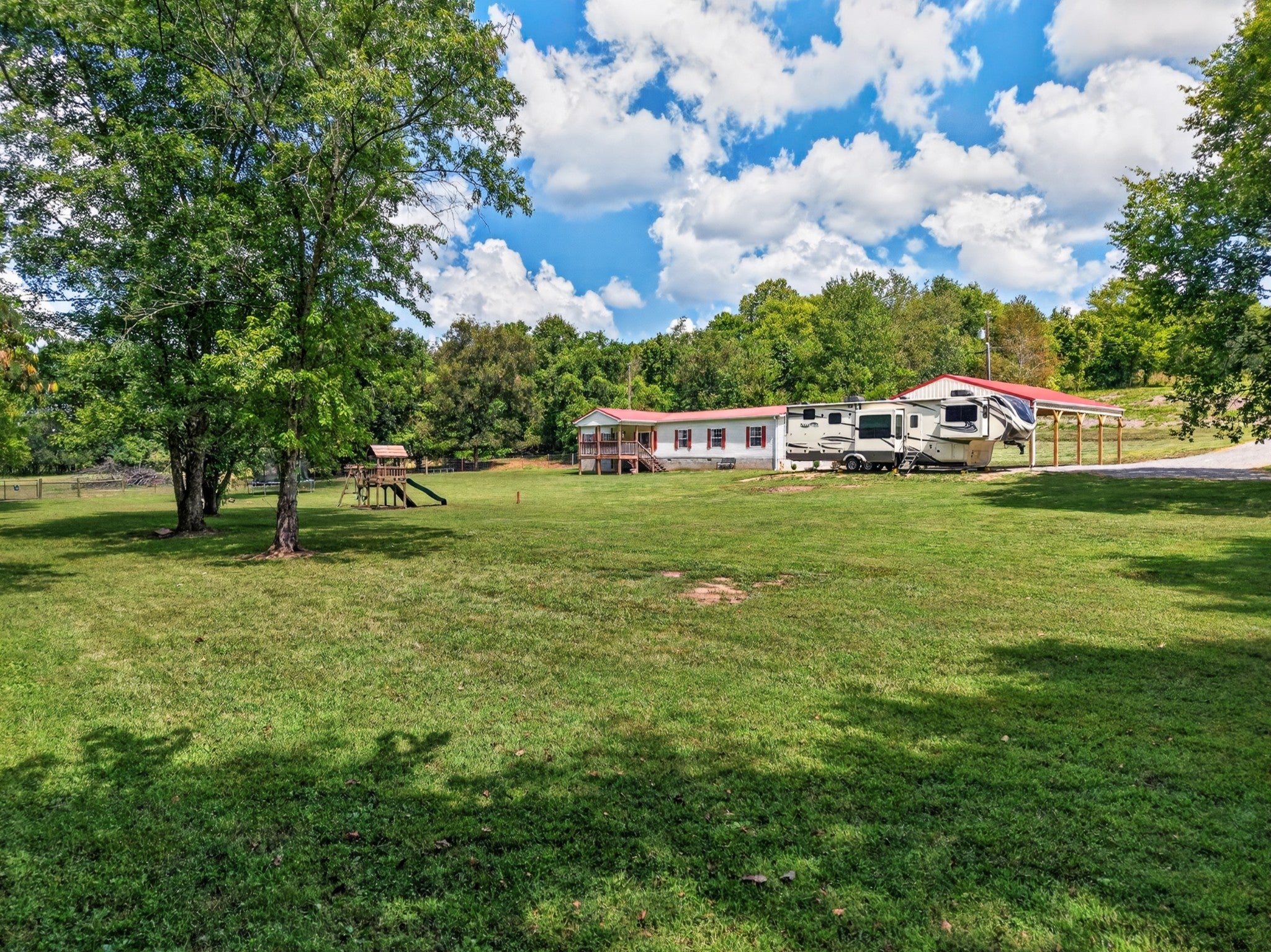 218 Barnes Hollow Rd