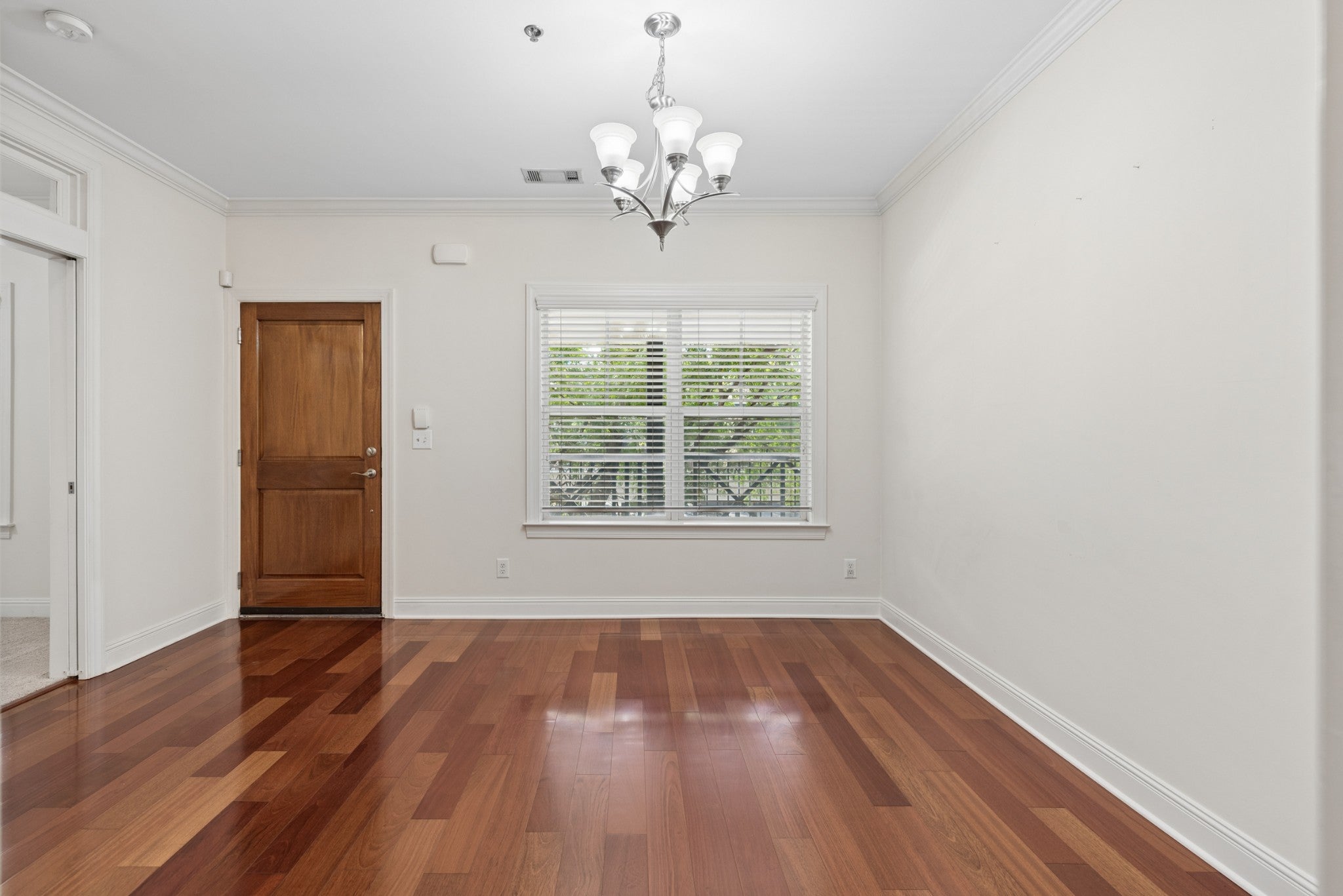 303 Criddle St 210