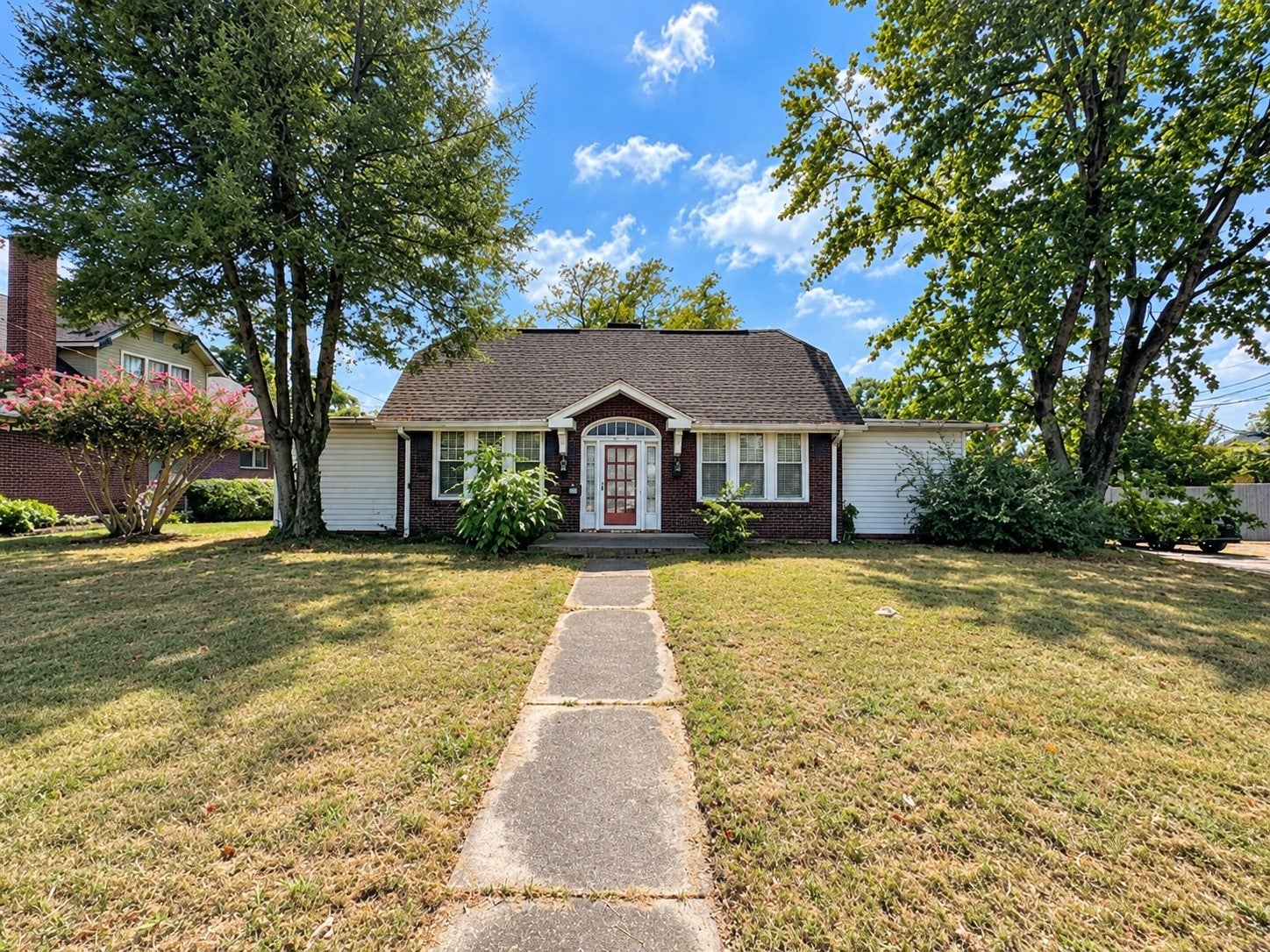 2-bed listing at 1120 Greenfield Ave, Nashville