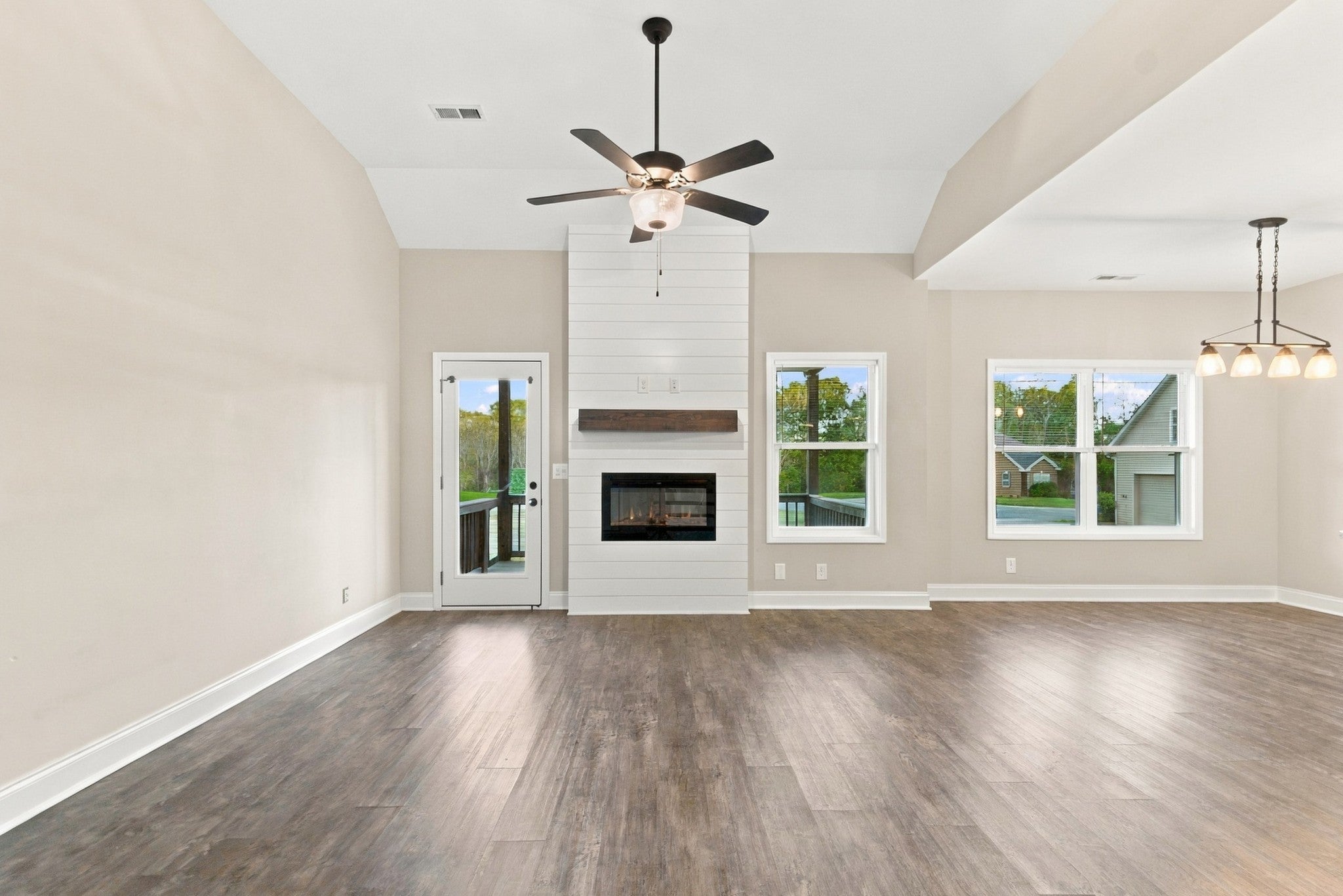 332 Brandywine Ln