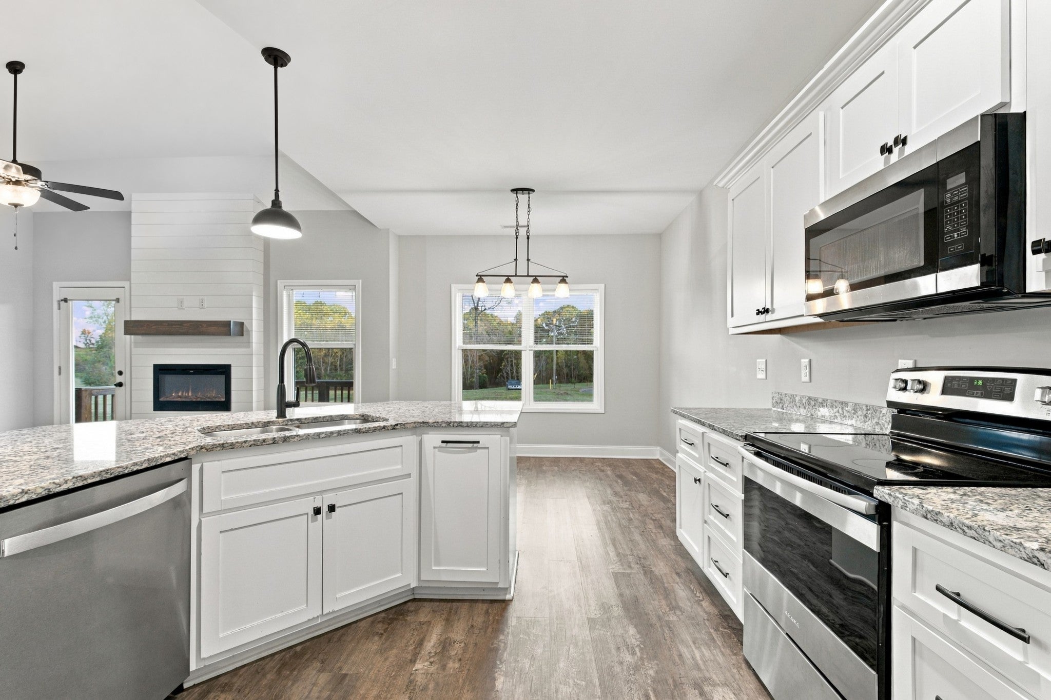 332 Brandywine Ln