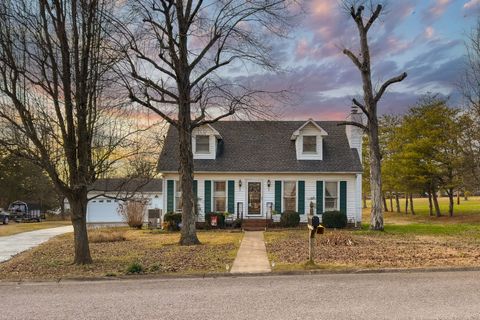 1311 Glenoaks Rd Shelbyville TN 37160