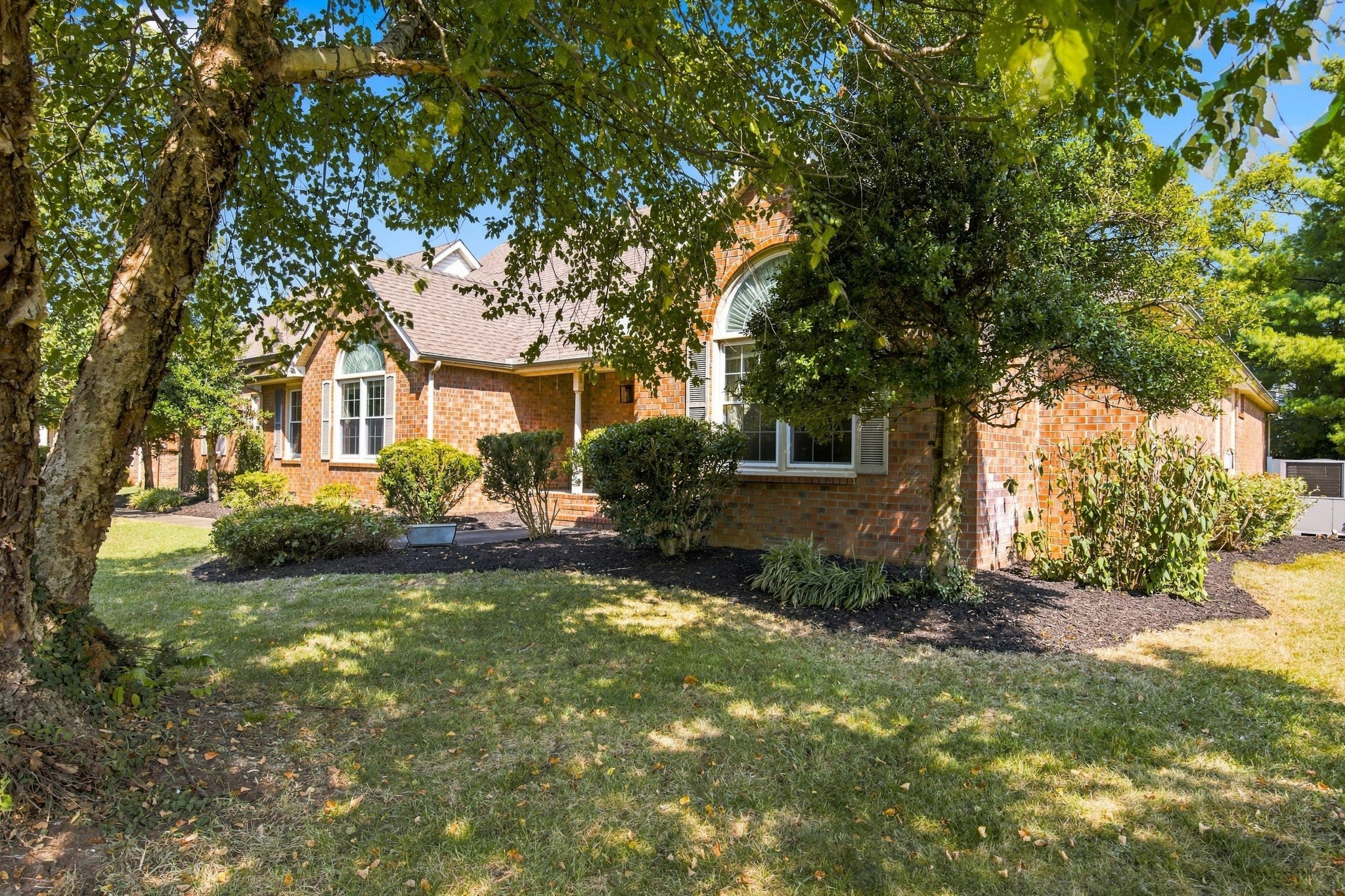 310 Westchester Ct