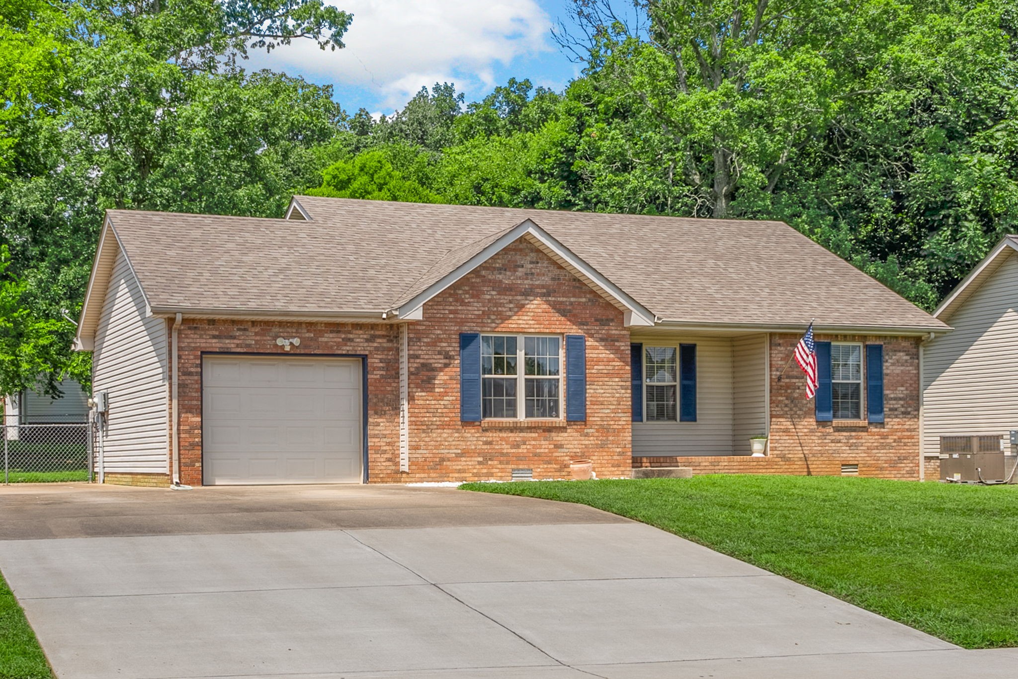 3297 N Senseney Cir