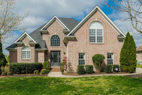 997 Grassland Chase Dr Gallatin TN 37066