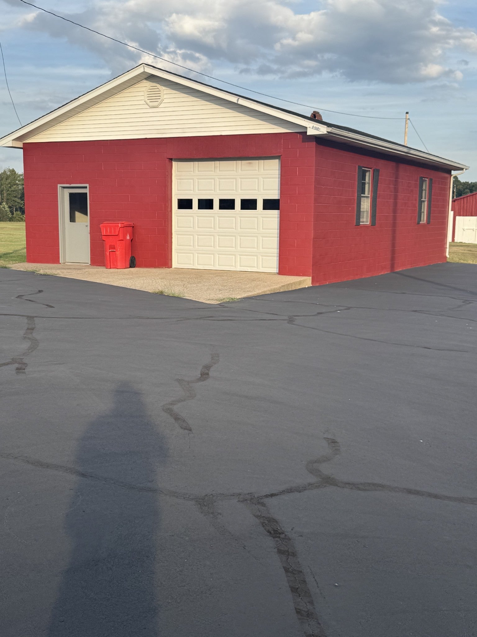 1332 Akersville Rd