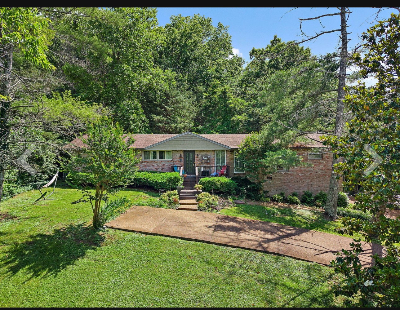 6555 Brownlee Dr