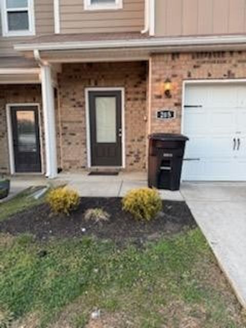 205 Nixon Way La Vergne TN 37086