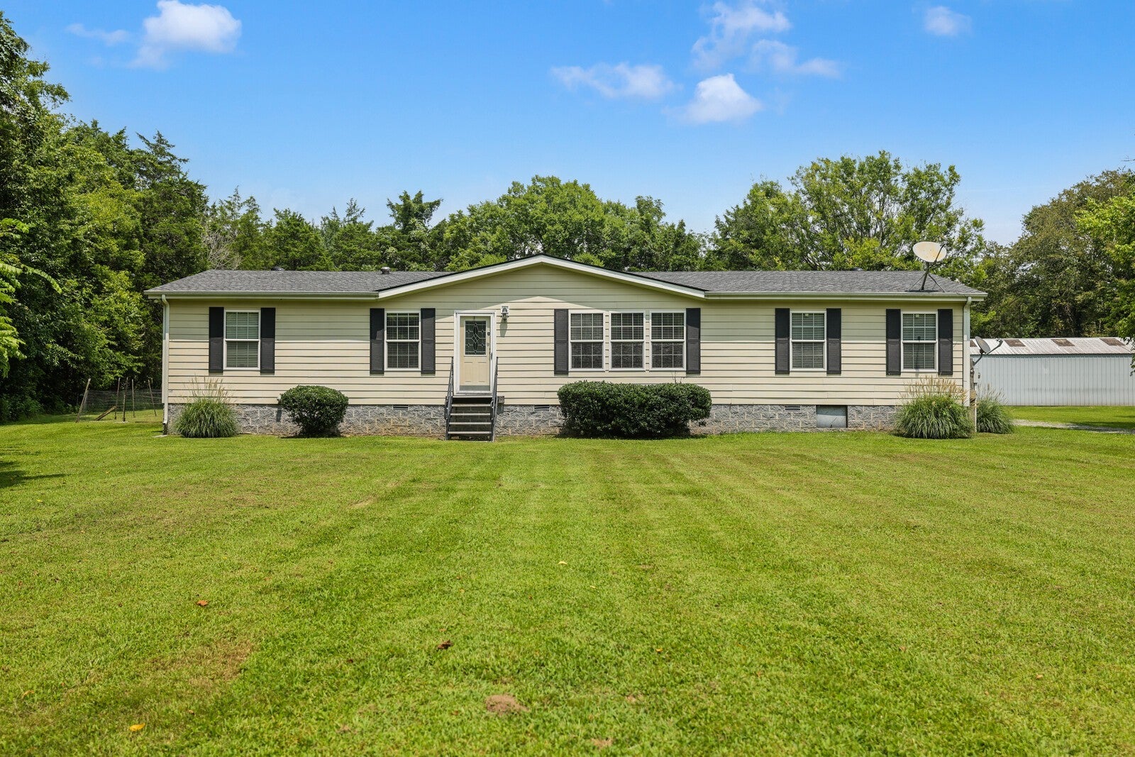 645 Jug Creek Rd