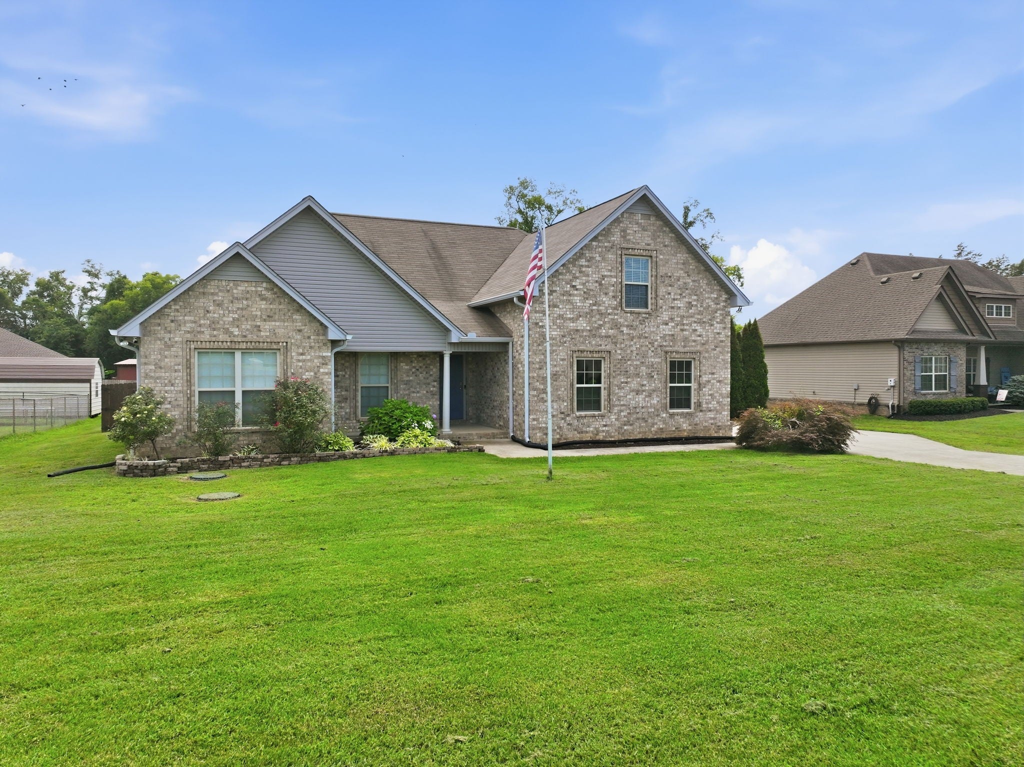 1305 Round Rock Dr
