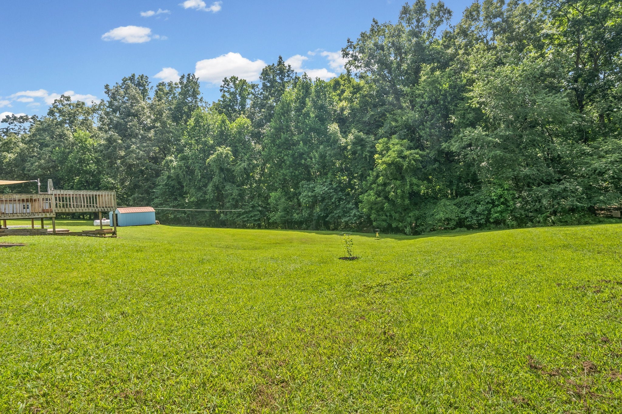 4736 Mickle Ln