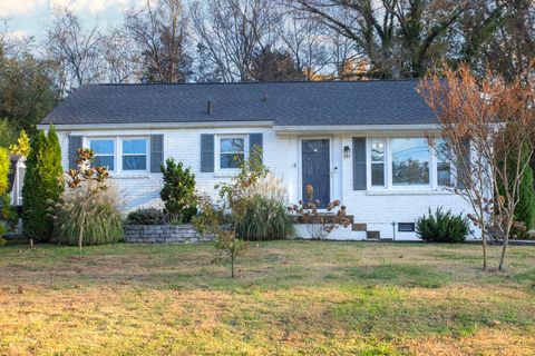 Photo of 307 Finley Dr, Nashville, TN 37217 (MLS # 3172745)