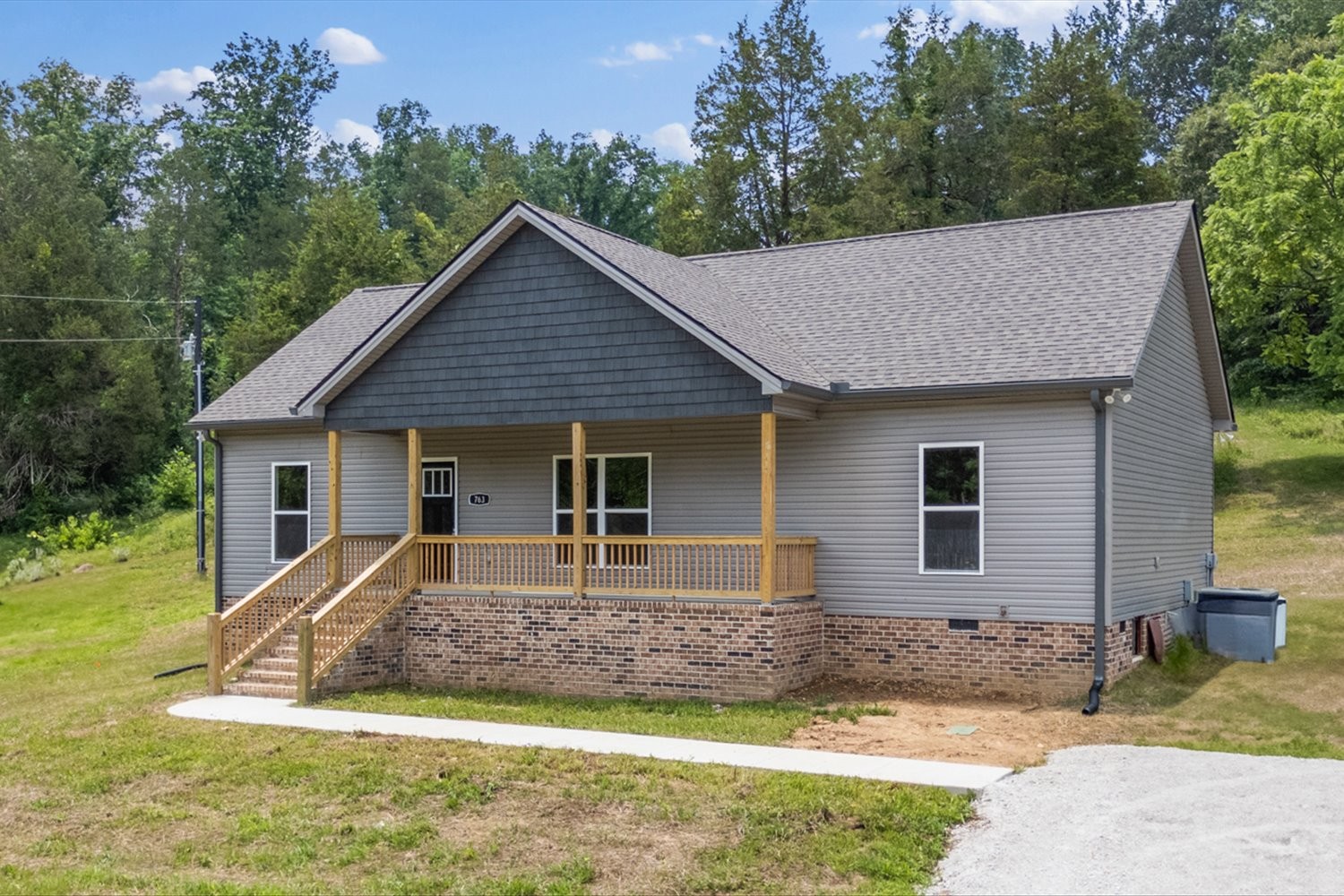 763 Potter Rd