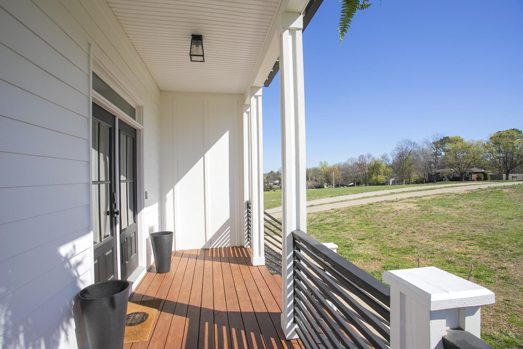 635 Saundersville Ferry Rd