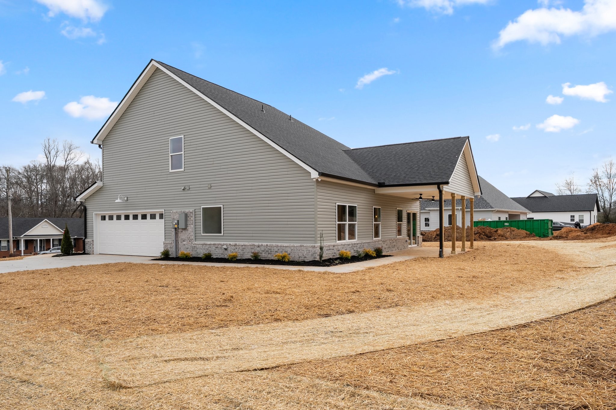 288 Woodland Creek Dr