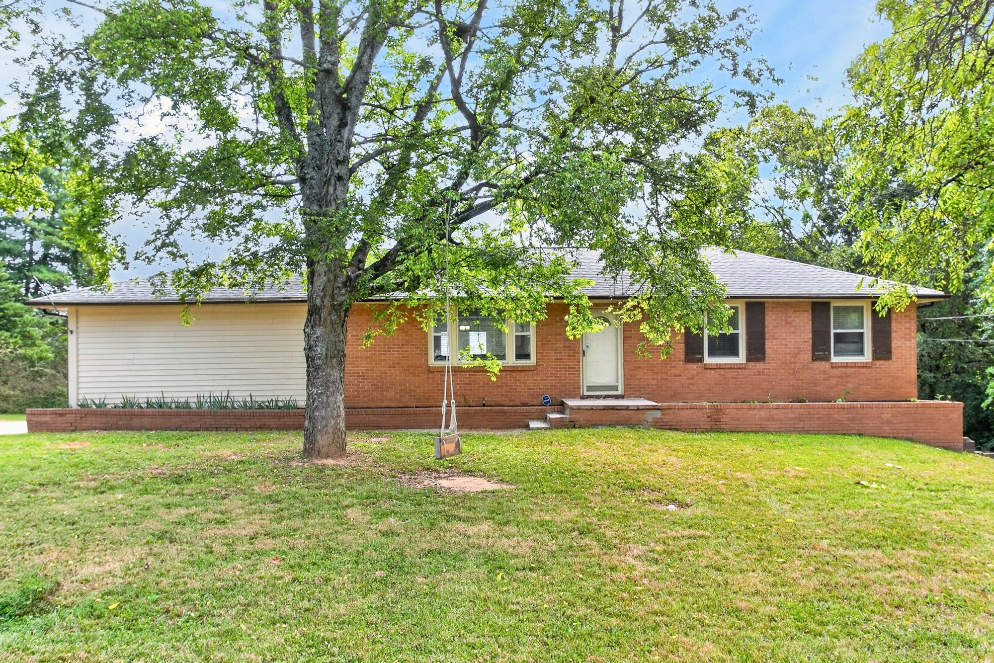 181 Greenwood Dr