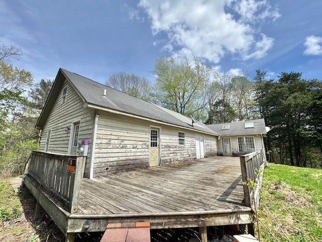 211 Dales Ln