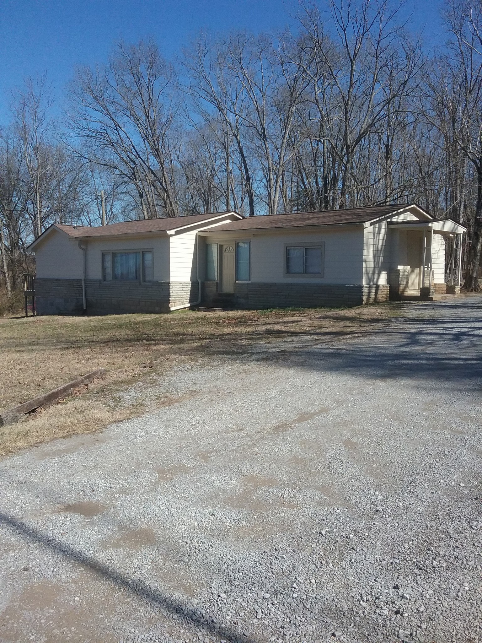 3317 Hunters Point Pike N