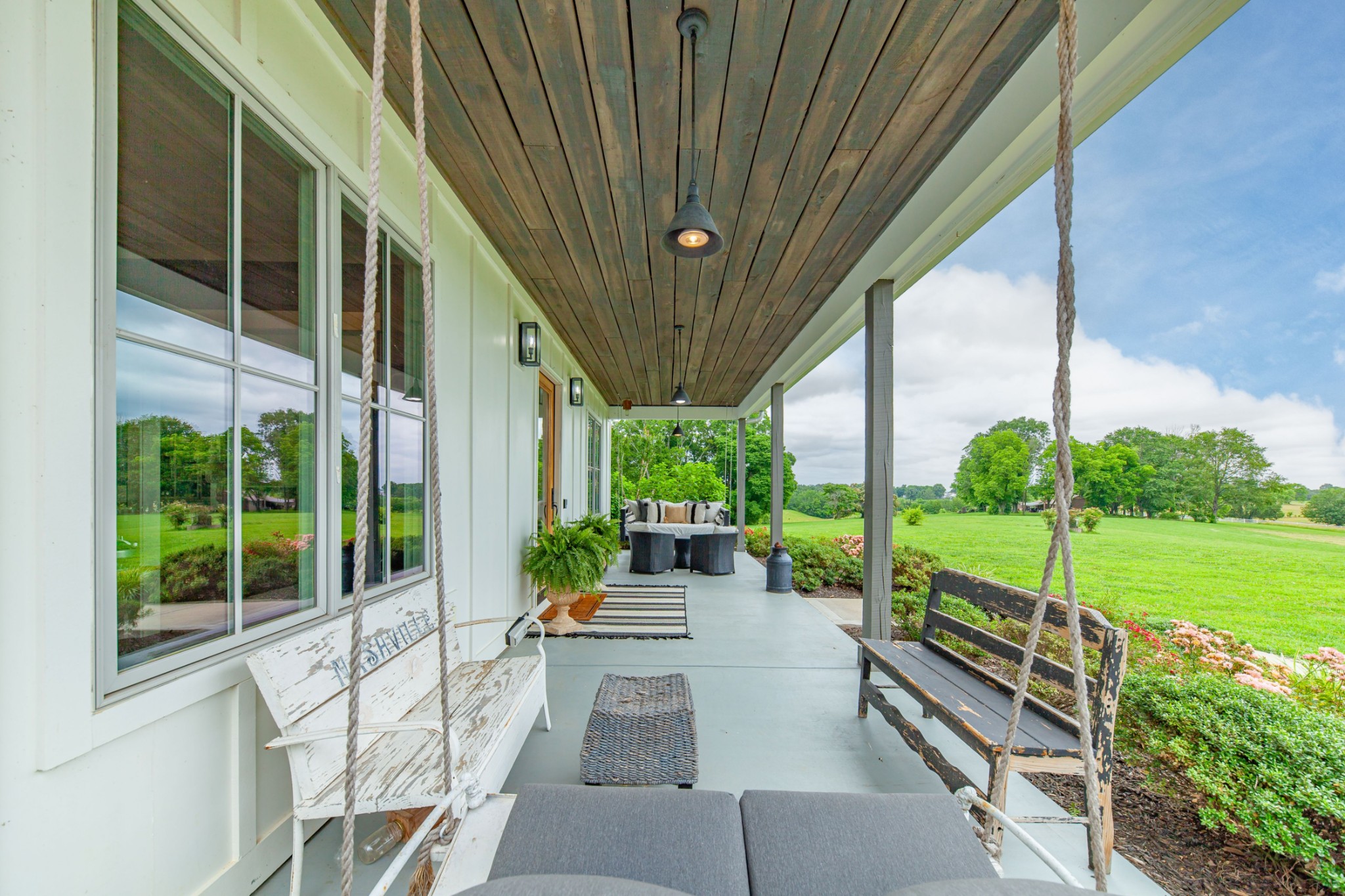 1208 Mooresville Pike