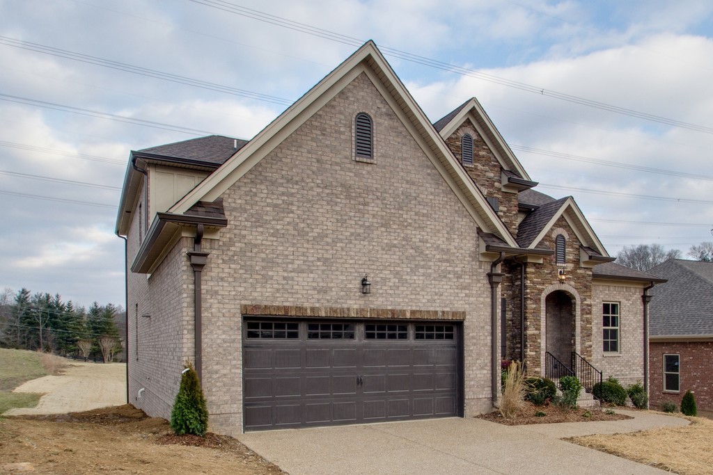 200 Sydney Dr