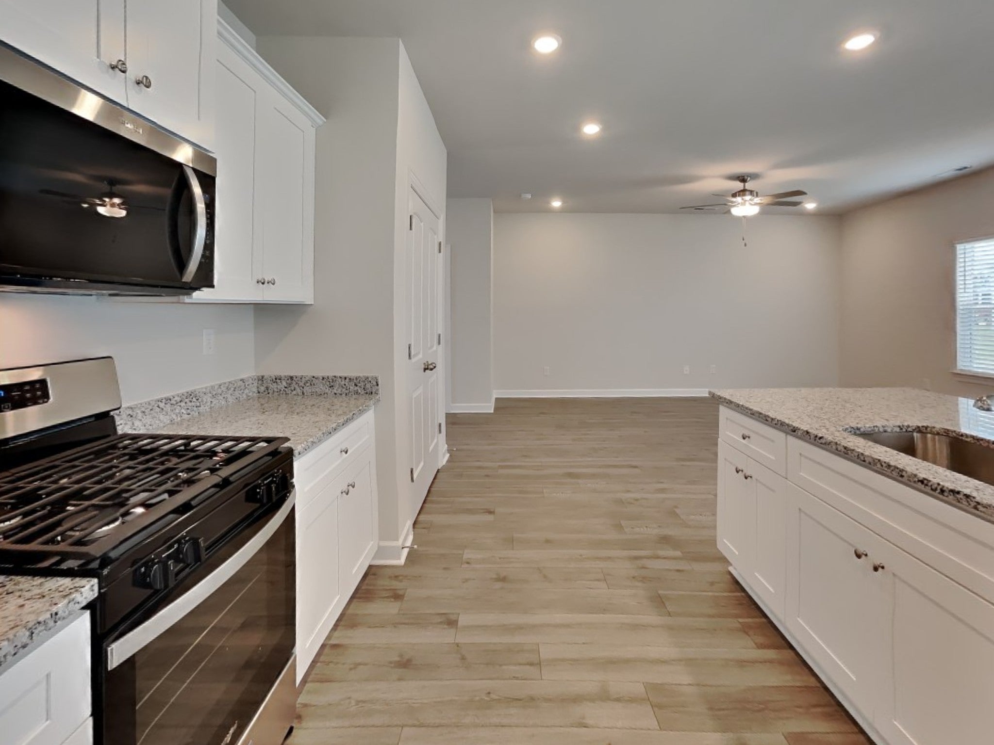 3326 Quintana Dr