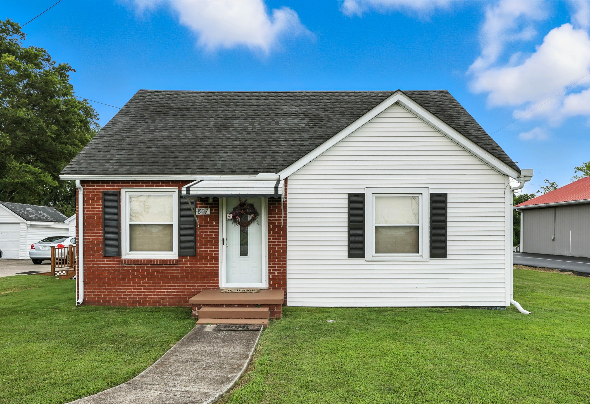 807 S MAIN STREET
