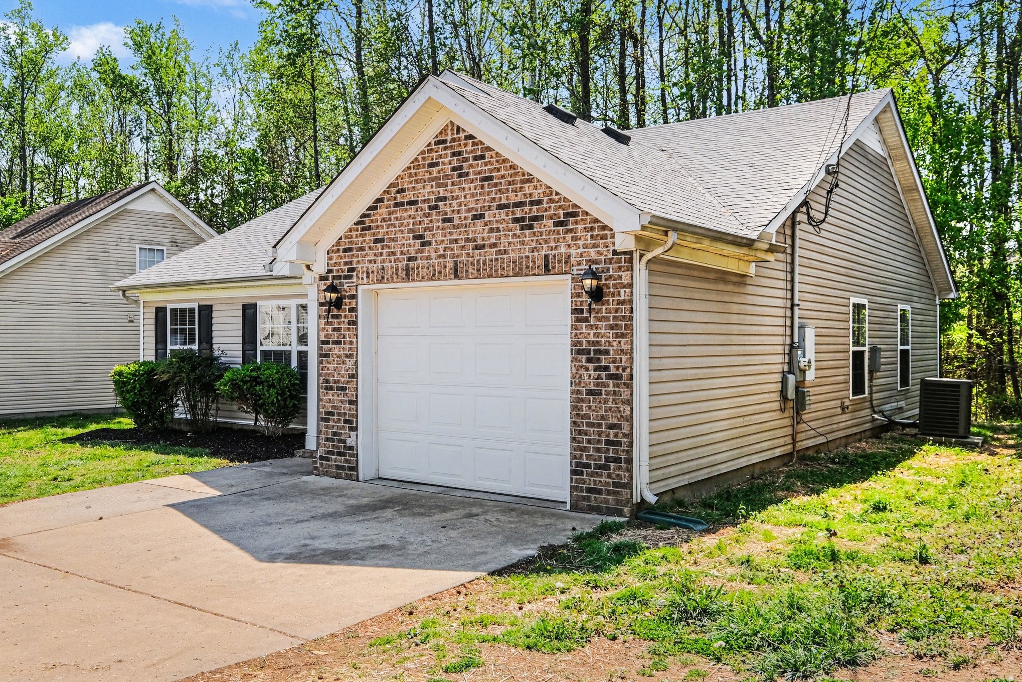 1375 E Nir Shreibman Blvd