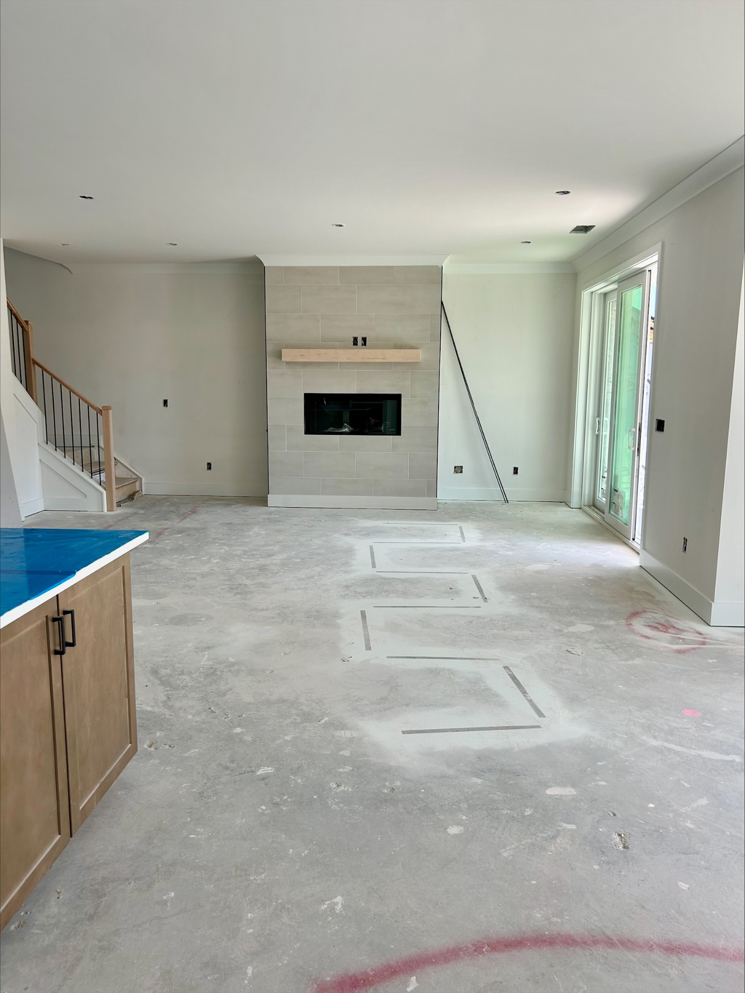 490 Carriage House Lane