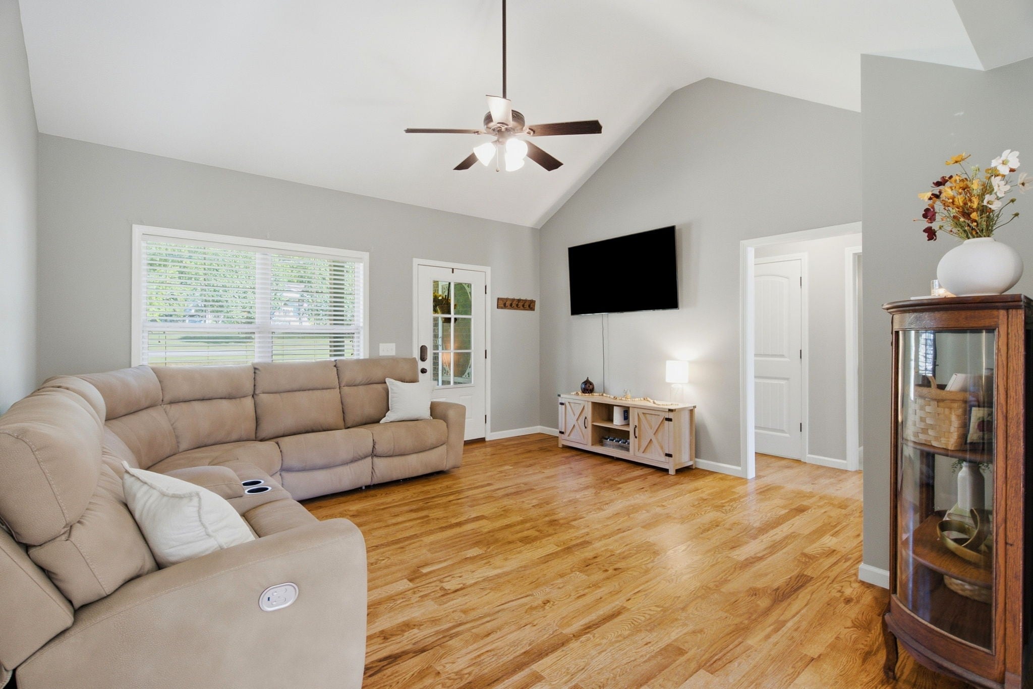 229 Staggs Dr