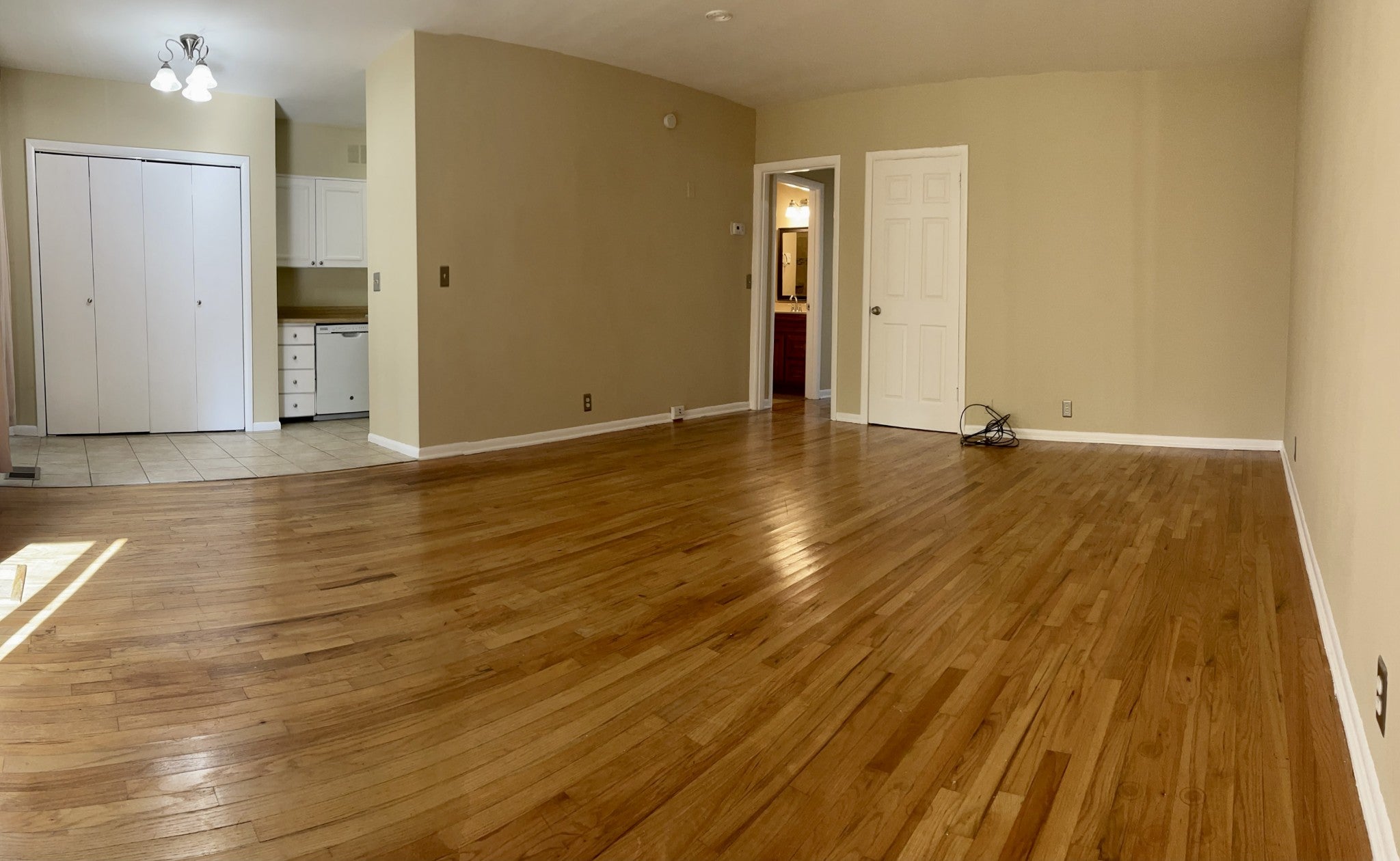 3909 Whitland Ave 108