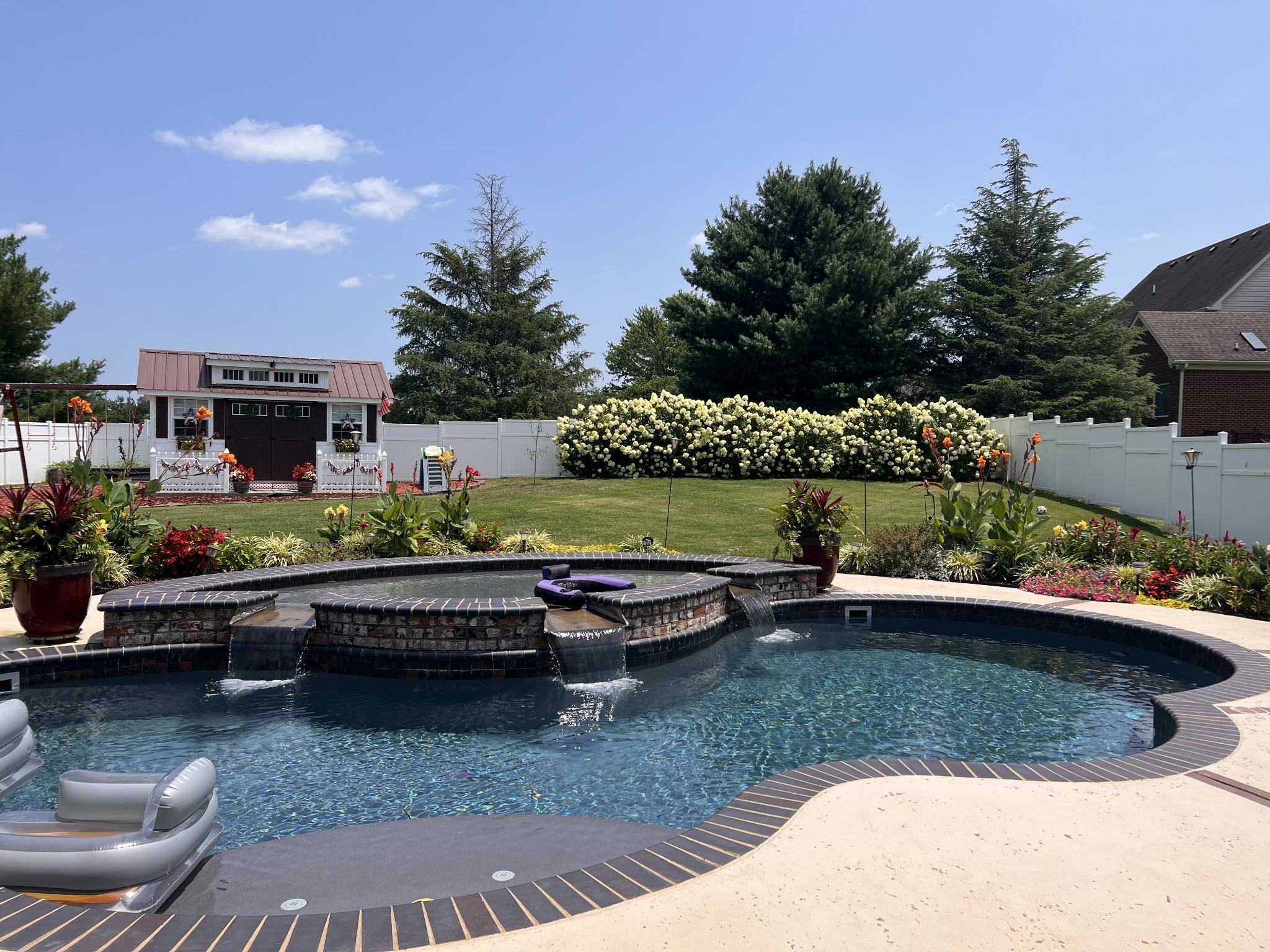 2920 Caraway Dr