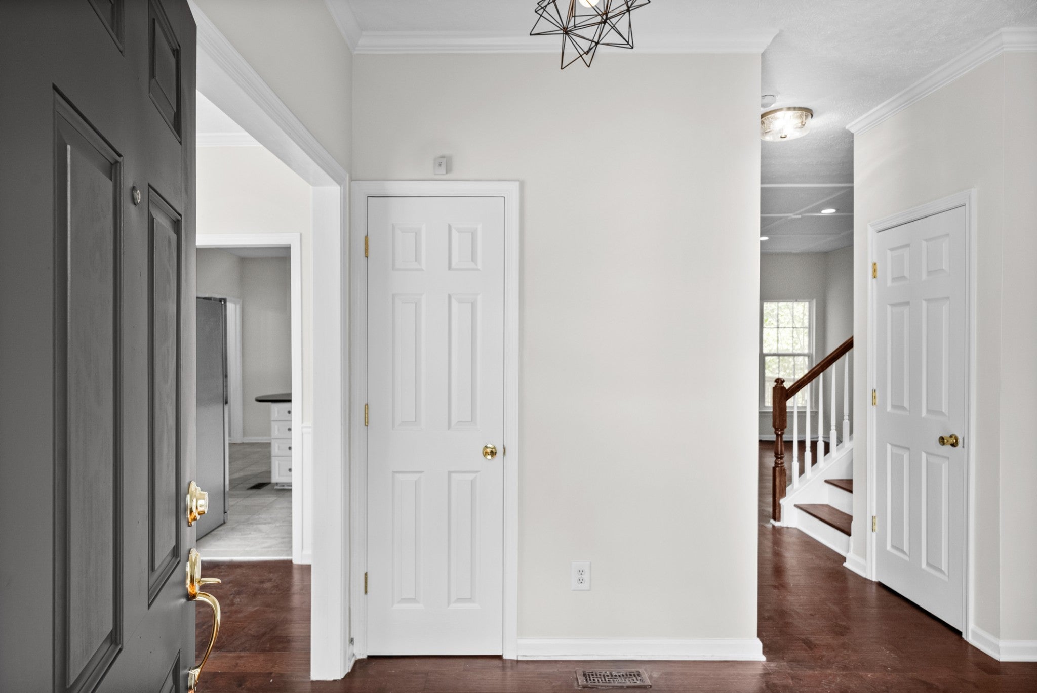 620 Casey Pl