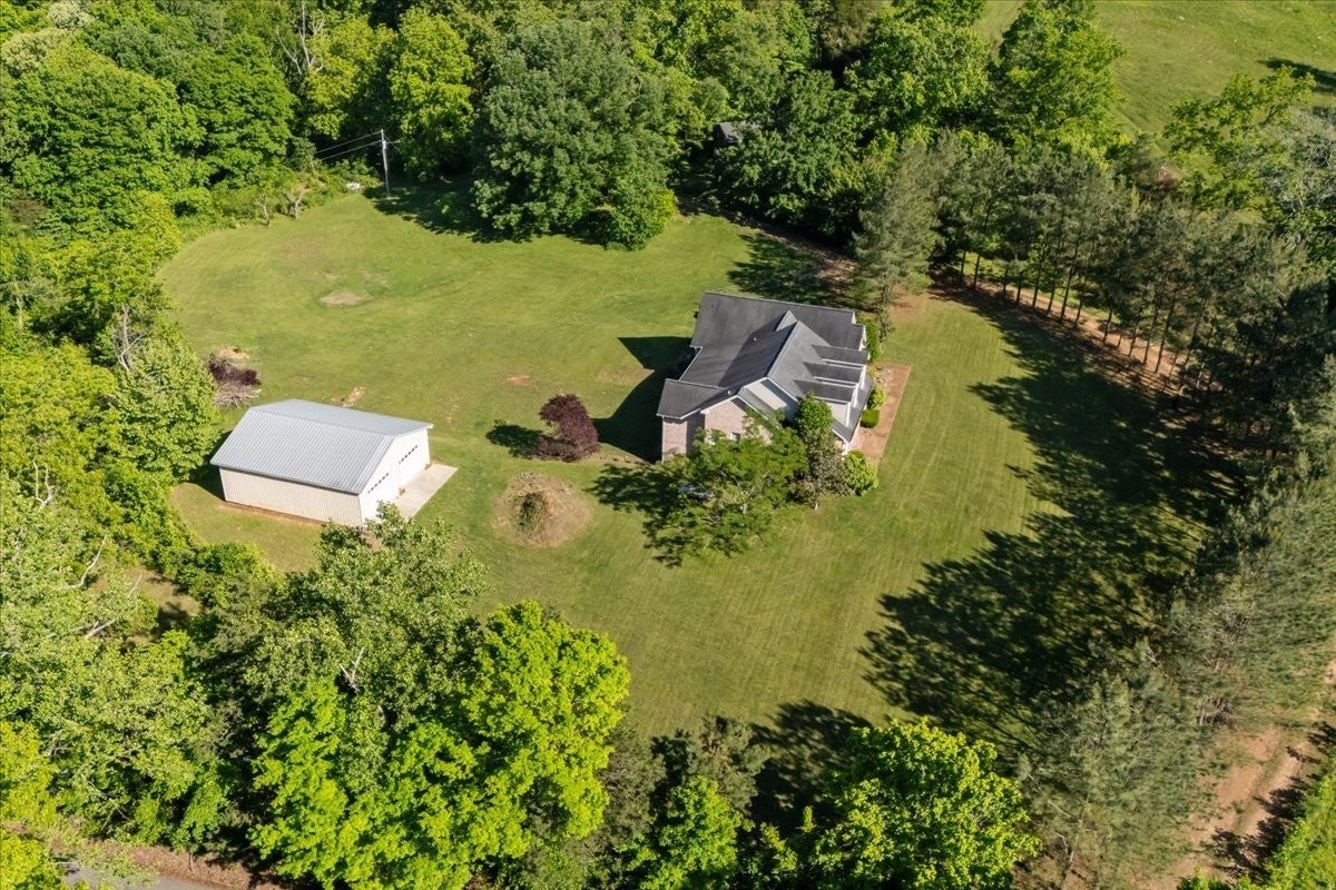 2440 Maple Grove Rd