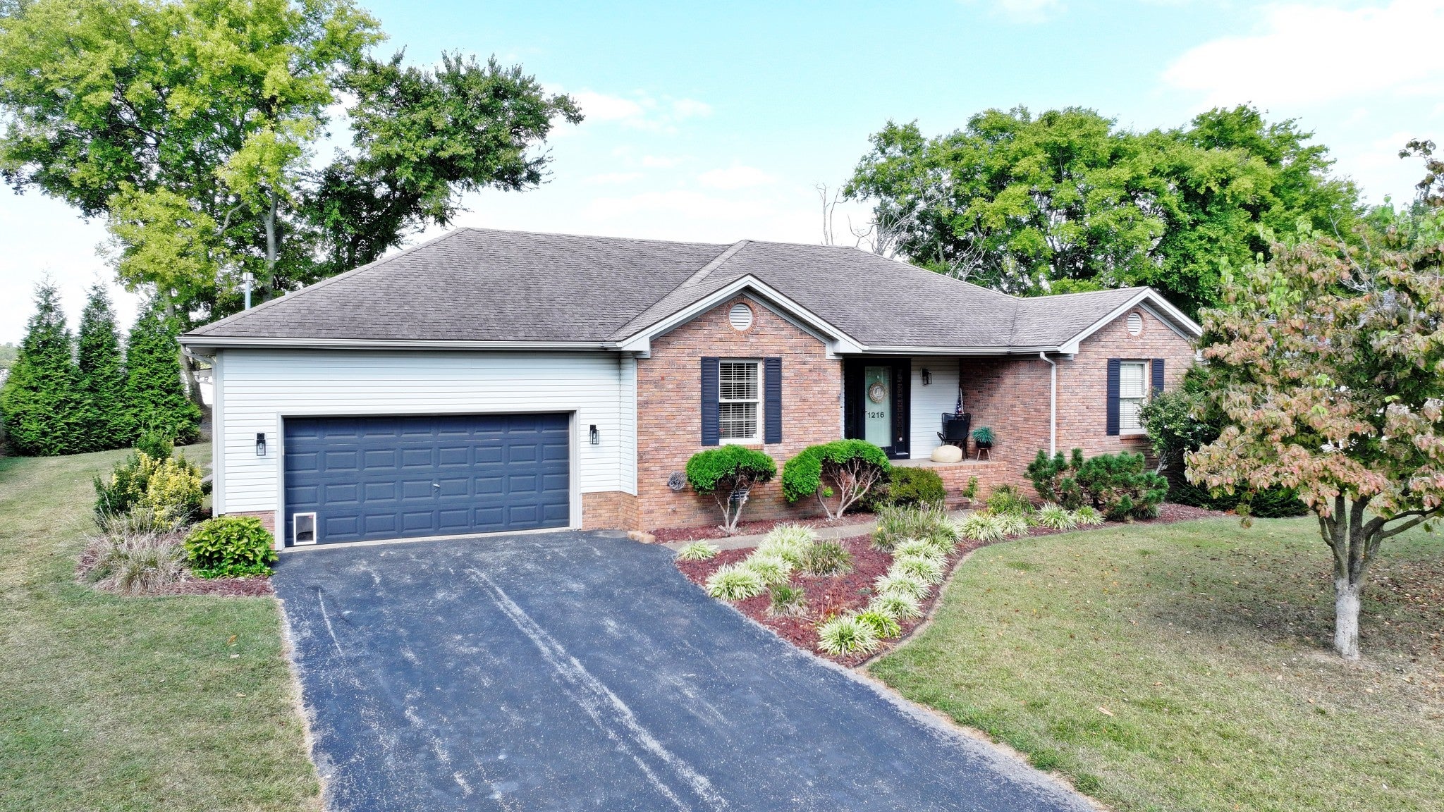 1216 Bark Ridge Cir, Hopkinsville, KY 42240 | MLS 2991704 | Listing ...