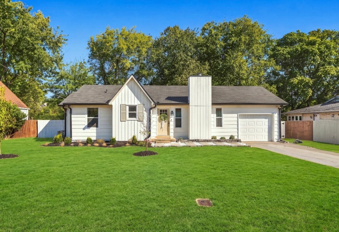 119 Alexander Dr