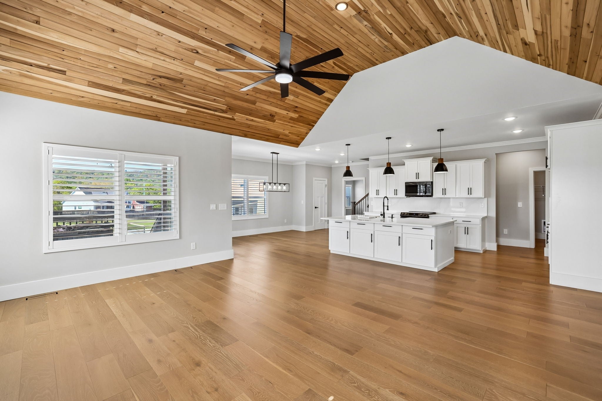1160 Hearn Hill Rd