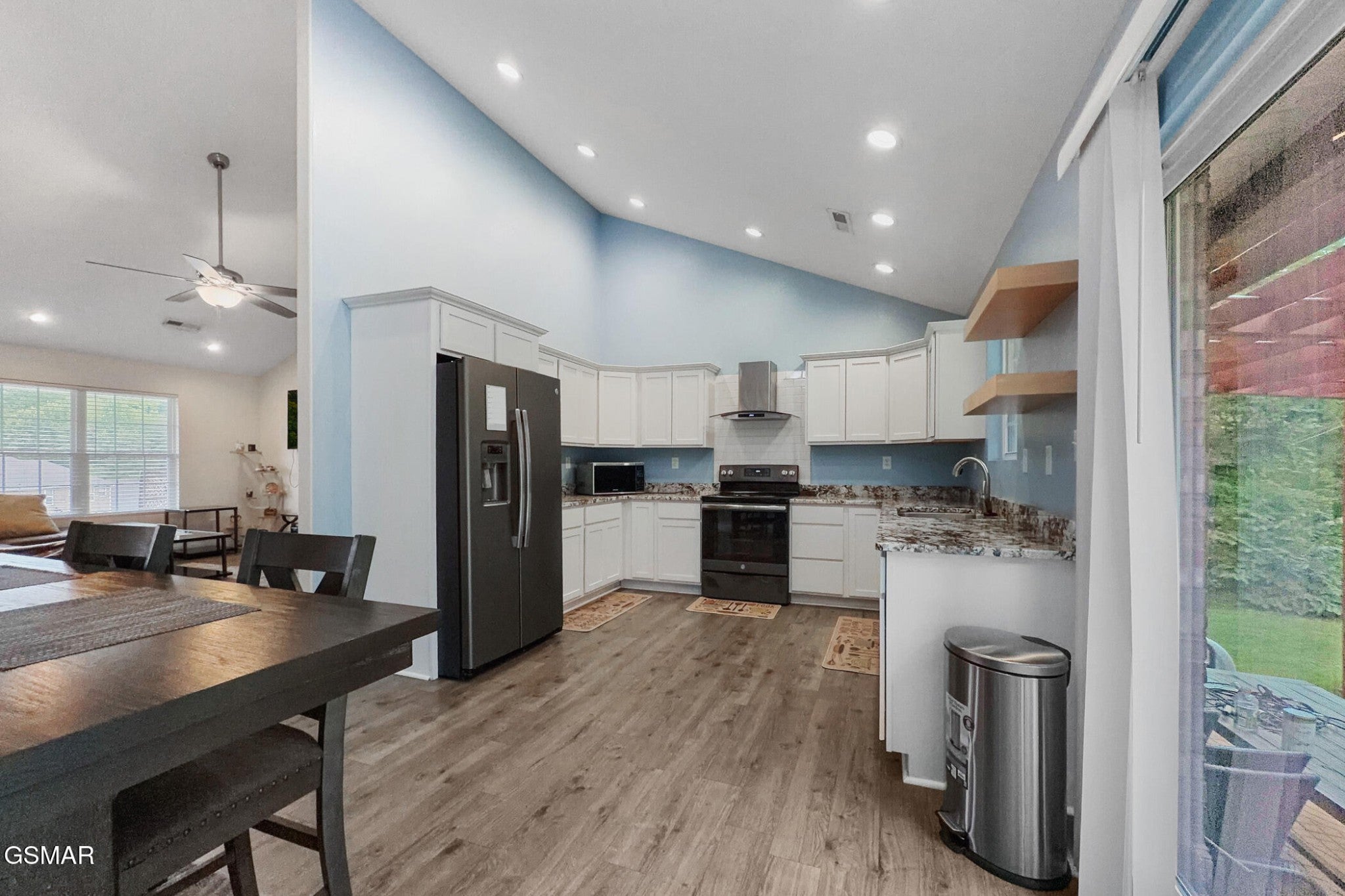 2122 Zion Drive