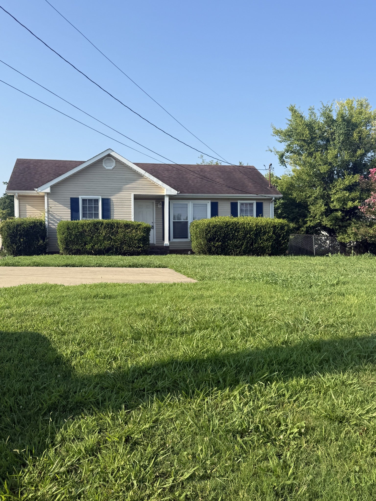 936 Tiny Town Rd