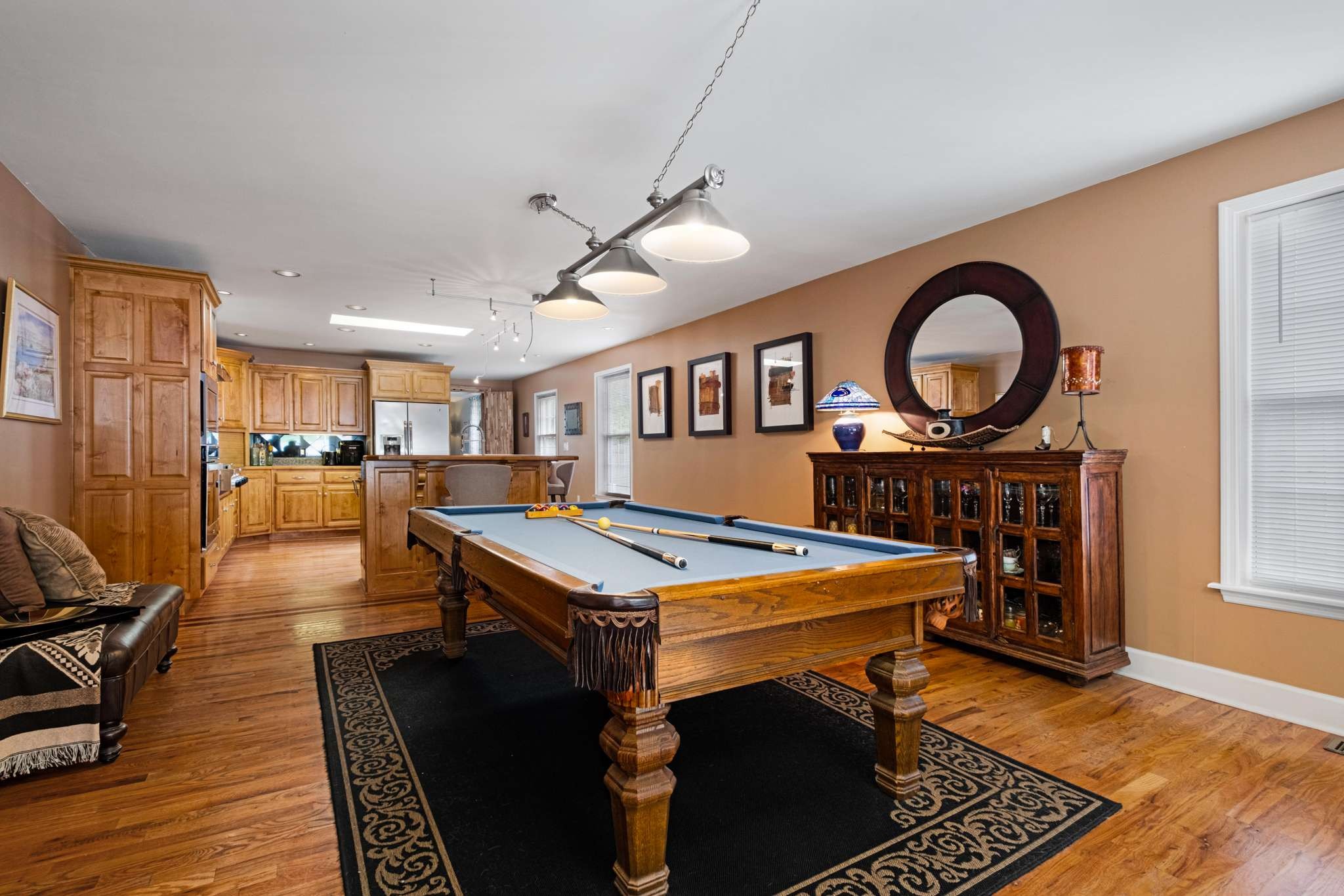 3813 Murphy Rd